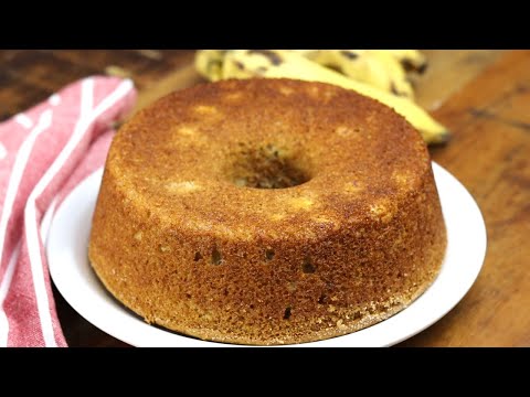 BOLO DE BANANA SIMPLES, FOFINHO E SEM FARINHA DE TRIGO