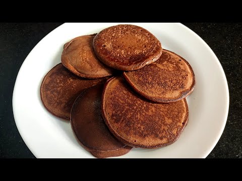 COMO FAZER PANQUECA DE CHOCOLATE FOFINHA. RECEITA FÁCIL DE PANQUECAS AMERICANAS DE CHOCOLATE.