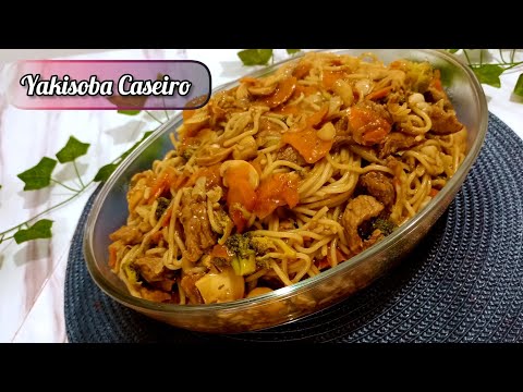 Yakisoba Caseiro super fácil de fazer