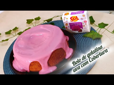 Bolo de Gelatina de com Cobertura