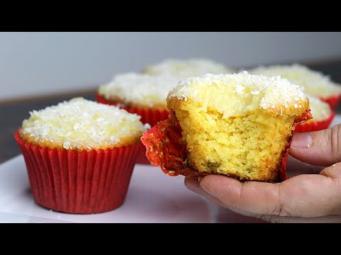 BOLINHO DE MILHO COM BEIJINHO DE COCO | FEITO NO LIQUIDIFICADOR| SEM FUBÁ E SEM TRIGO