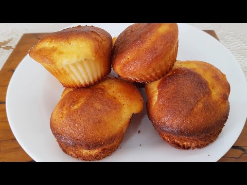 Bolinhos de Maizena sem Trigo fofinho para substituir o pão no café da manhã