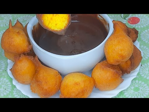 BOLINHO DE CHUVA DE CENOURA COM CALDA DE CHOCOLATE| BOLINHO DE CHUVA|receitas faceis e rapidas