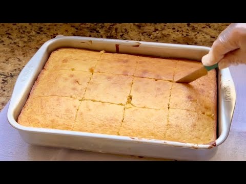 BOLO QUADRADINHO DE COCO! DESMANCHA NA BOCA DE TÃO MACIO E MOLHADINHO! FÁCIL