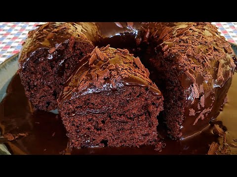 SEM OVOS E SEM LEITE - O BOLO DE CHOCOLATE MAIS FÁCIL DA VIDA