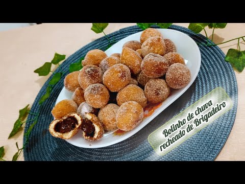 Bolinho de Chuva Recheado com Brigadeiro