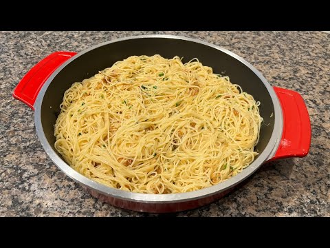 Macarrão ao Molho de Maçã Verde e Cebola Caramelizada | Delícias da Eleni