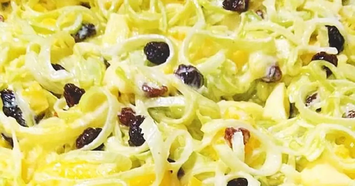 como fazer salada de alho poró