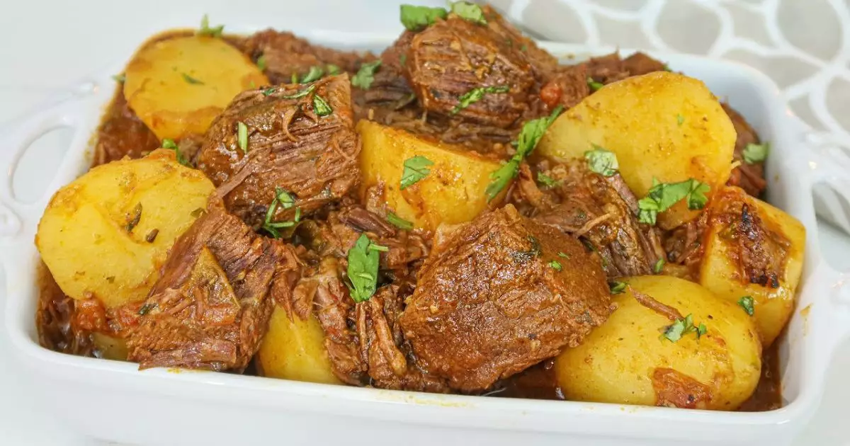 Como fazer Carne de Panela Com Batatas