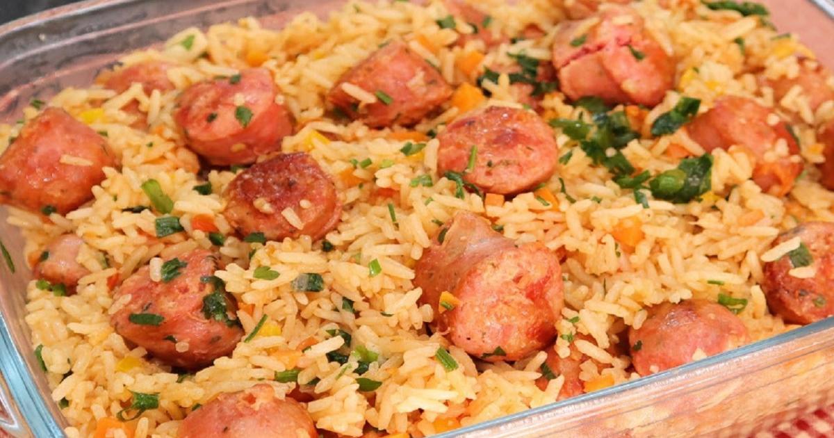 Clássico Sabor Arroz com Linguiça na Panela - Almoço Completo e Econômico