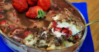 Como Fazer Pavê de Chocolate Com Morango