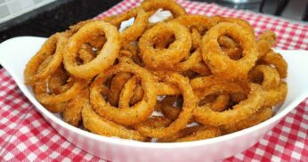 Segredos da Crocância: Anéis de Cebola Sem Ovos para Saborear!