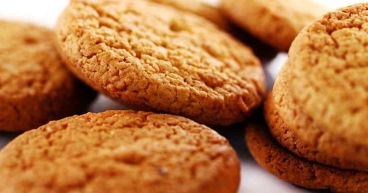 Biscoito de Amendoim Crocante: Simples, Irresistível e Feito em Minutos!