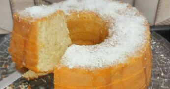 Bolo de Coco Fácil: Receita Prática e Deliciosa