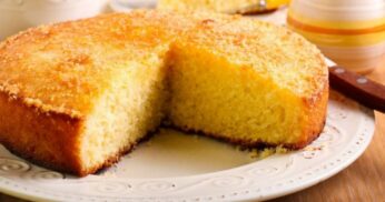 Bolo de Laranja Vegano: Simples, Fofinho e Irresistível!