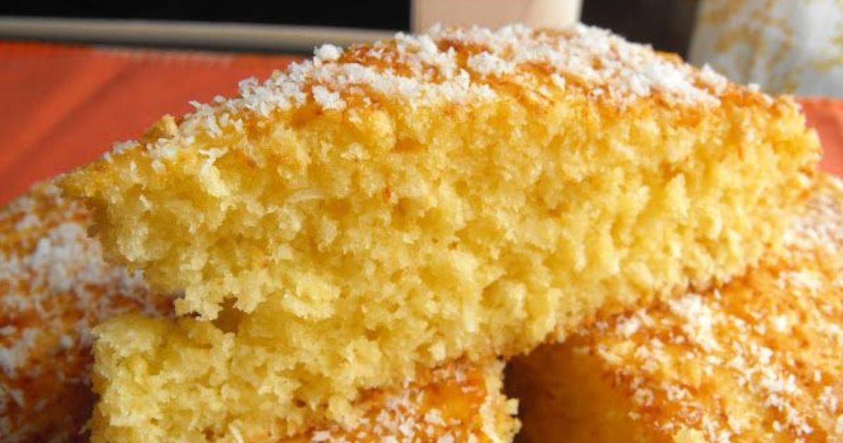 Bolo de Laranja com Casca e Coco: Uma Explosão de Sabor em Cada Mordida!