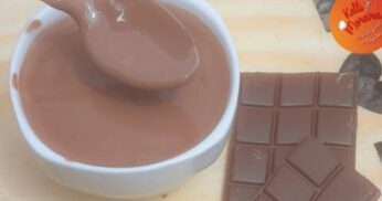 Chocolate Quente Cremoso com Apenas 3 Ingredientes