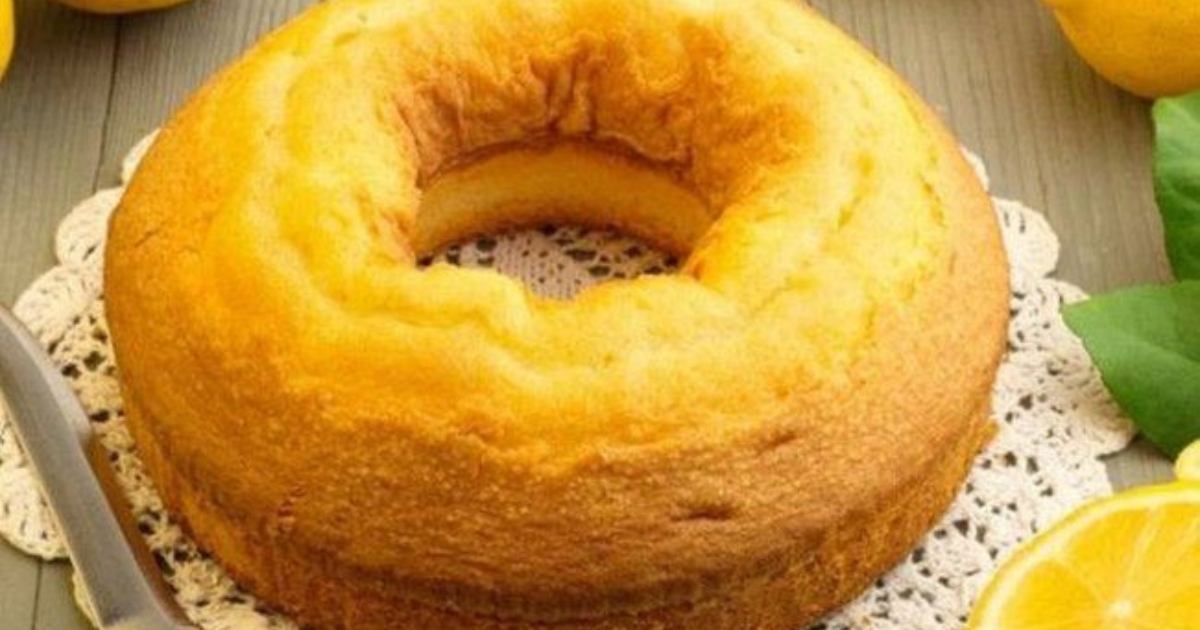 Delícia Simples: Bolo de Limão Perfeito para o Chá da Tarde!