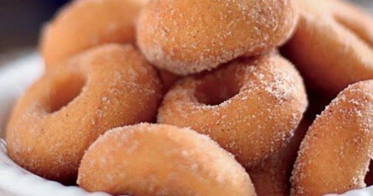 Rosquinhas de Coco: Crocantes por Fora, Macias por Dentro!