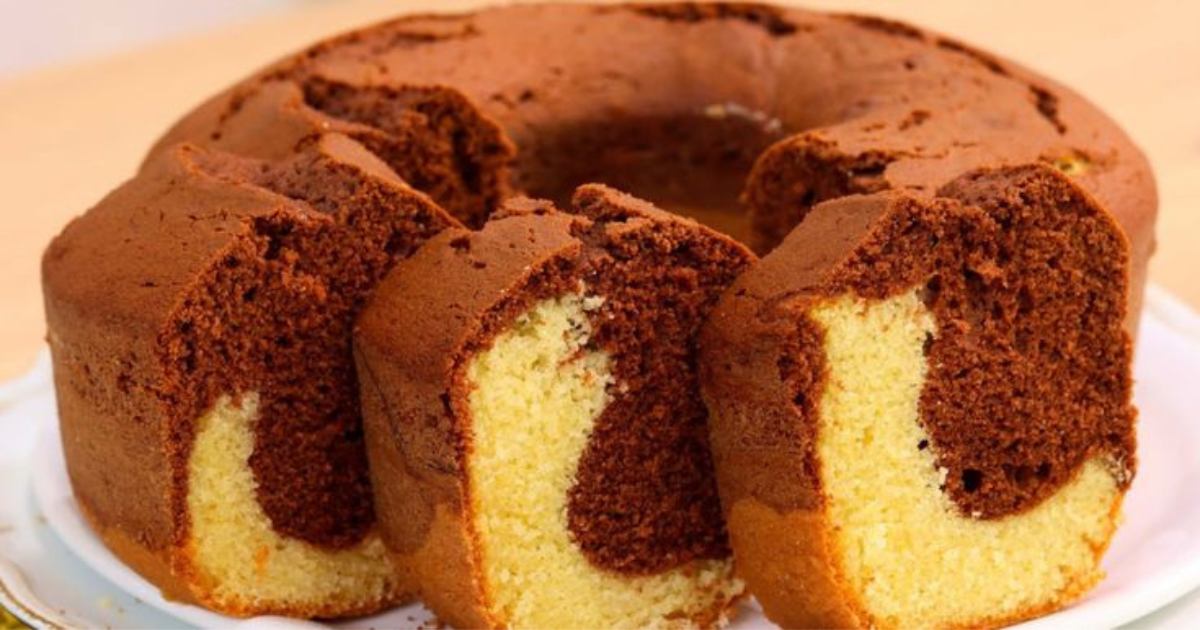 Bolo Mesclado com Gotas de Chocolate: Aprenda a Receita Irresistível que Vai Deixar Todos Pedindo Mais!