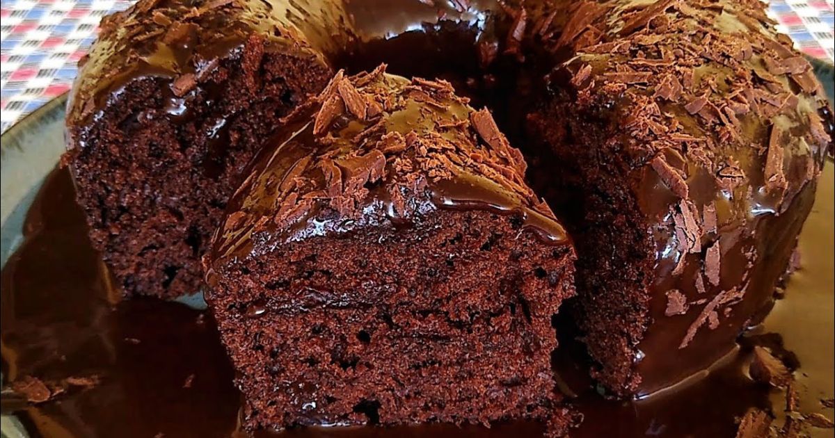 Bolo de Chocolate Sem Ovo e Sem Leite Receita Fácil e Deliciosa