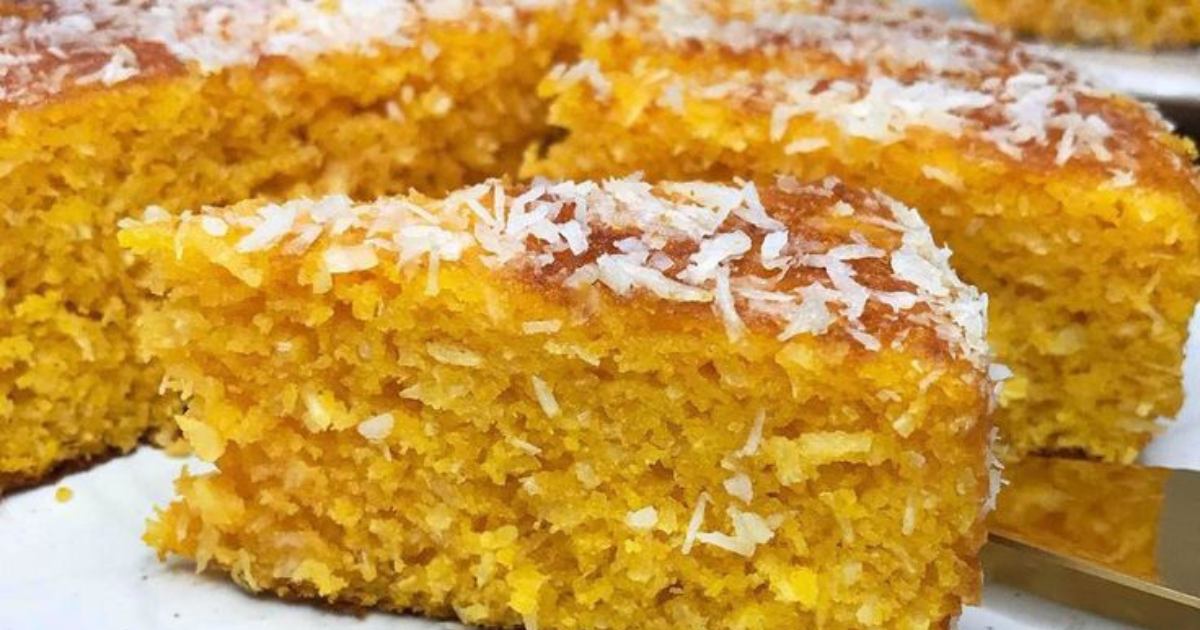 Bolo de Coco com Cenoura: Simples, Úmido e Saboroso!