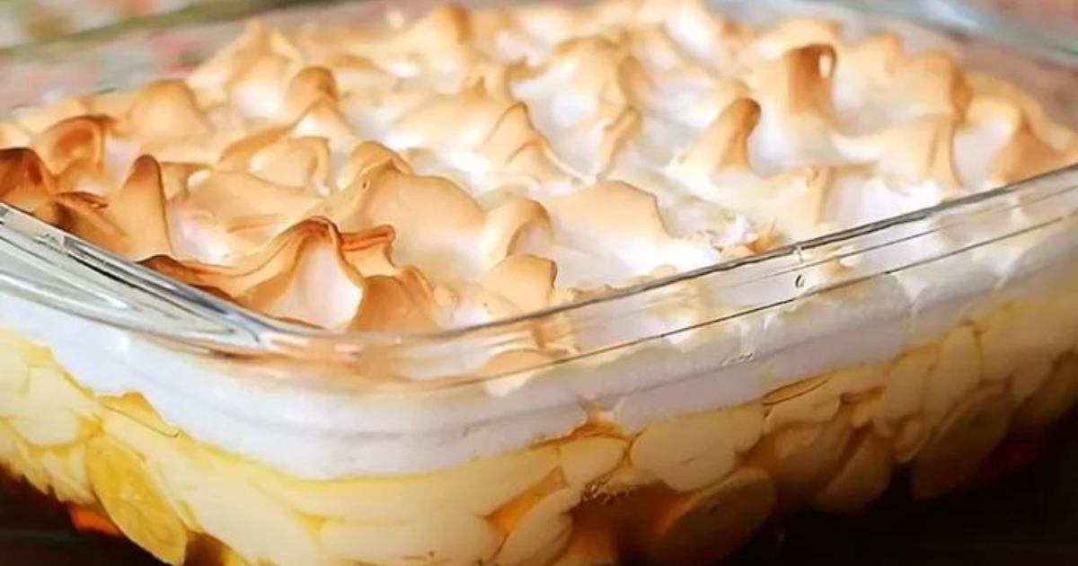 Chico Balanceado Geladinho: Sobremesa de Banana com Creme e Merengue