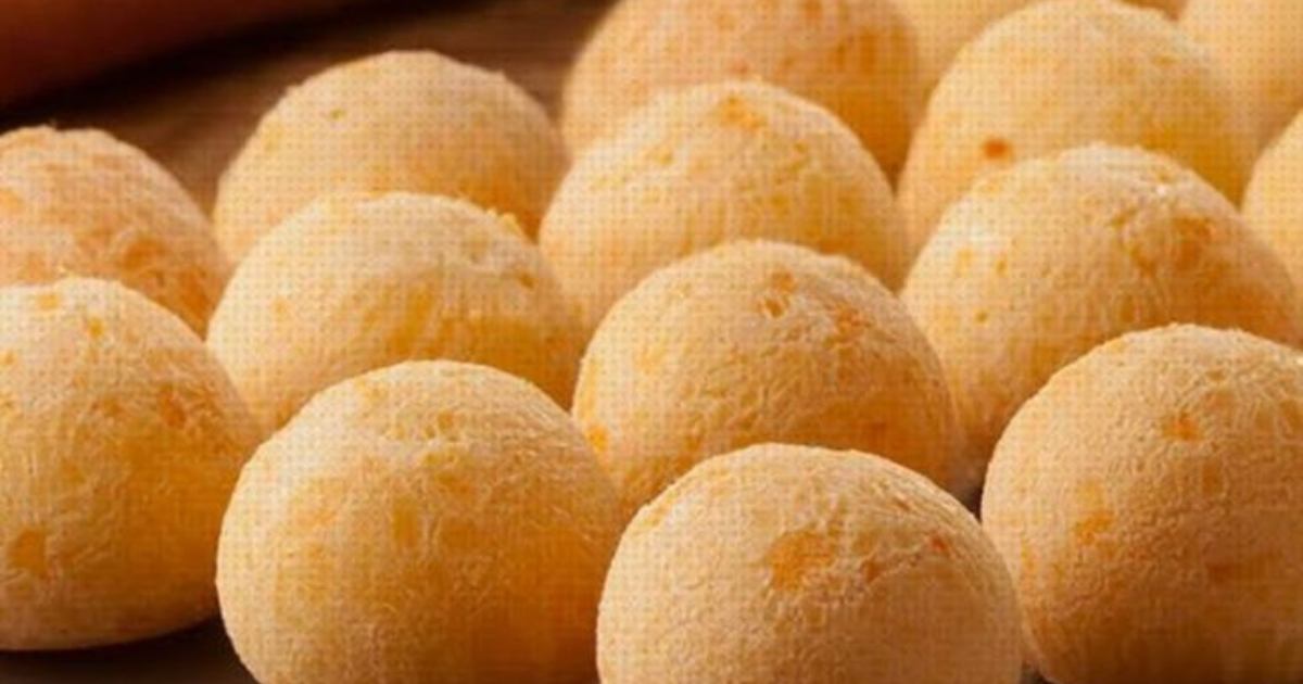 Pão de Queijo Caseiro Crocante e Macio: Receita Simples para Fazer Hoje Mesmo!