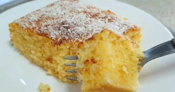 Bolo de Flocão de Arroz: Fofinho e Sem Farinha de Trigo