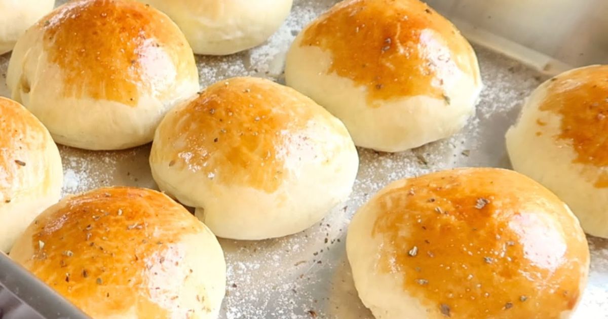 Pãozinho Recheado Fácil Salgado de Carne Moída Assado Delicioso