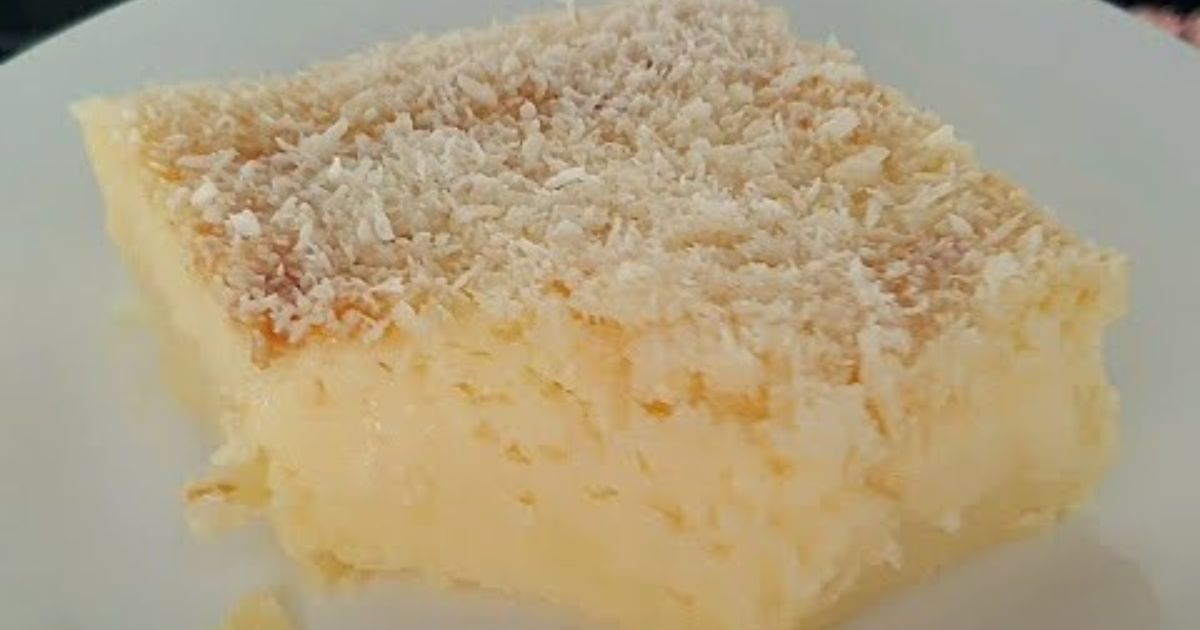 Receita Fácil de Bolo Gelado de Coco Sem Trigo Massa Leve que Derrete na Boca!