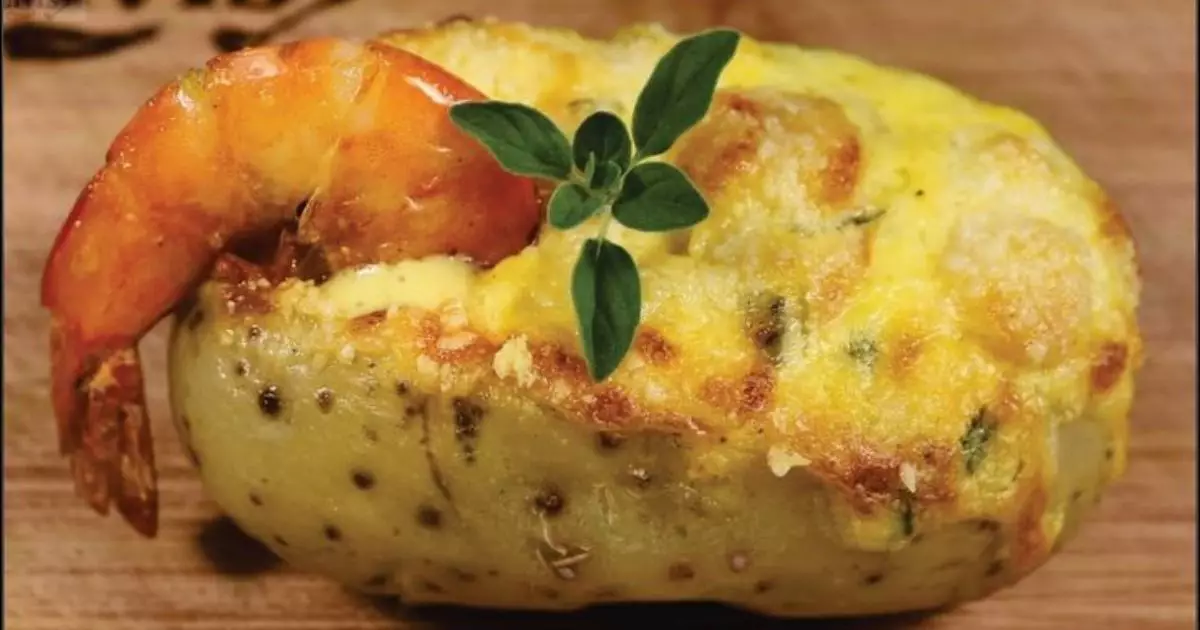 A Batata Recheada com Camarão que Vai Roubar a Cena na Sua Mesa!