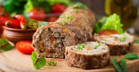 Descubra o Segredo para um Rocambole de Carne Perfeito em Casa!