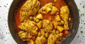 Galinha Guisada com Batata que Derrete na Boca e é Fácil de Fazer!