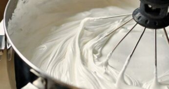 Merengue Suíço Perfeito: Aprenda o Truque Que Faz Toda Diferença