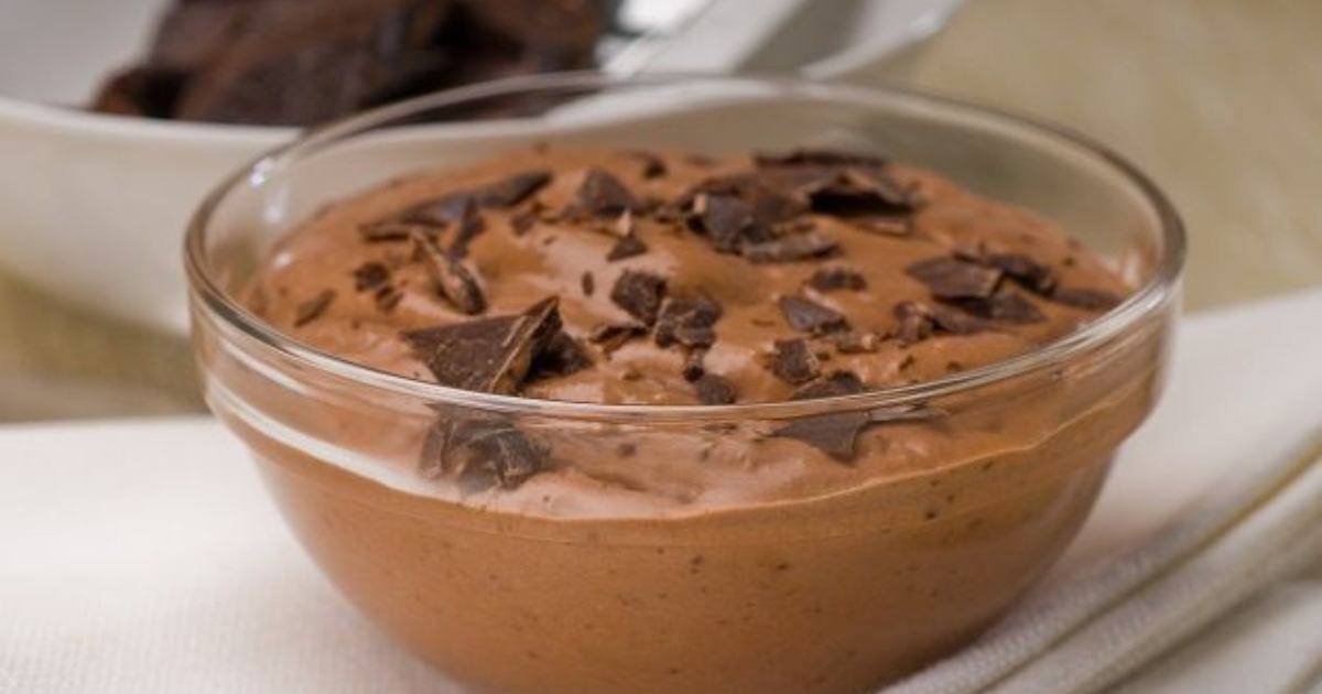 Mousse de Chocolate Fácil: Apenas 3 Ingredientes para uma Sobremesa de Arrasar