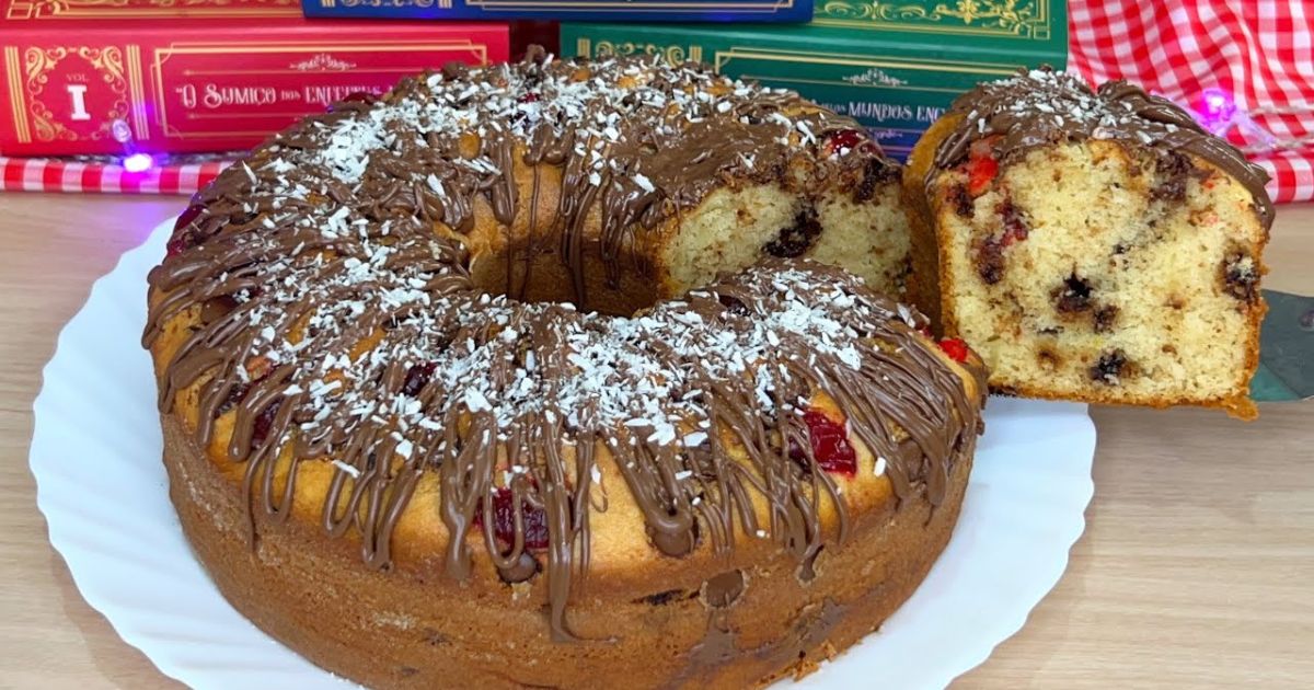 Se você gosta de panetone ou de chocotone vai Amar Essa Receita Bolotone com Gotas de Chocolate Super Fofinho e Úmido