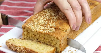 Pão de Aveia com Gergelim | Sem Glúten e Sem Lactose