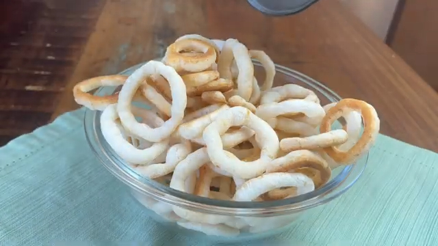 Biscoito de Polvilho Crocante Fácil e Econômico Receita de Vó