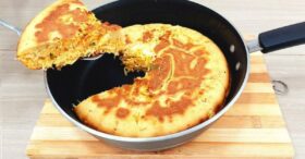 Aprenda a Fazer a Torta de Frango de Frigideira Mais Fácil e Cremosa!