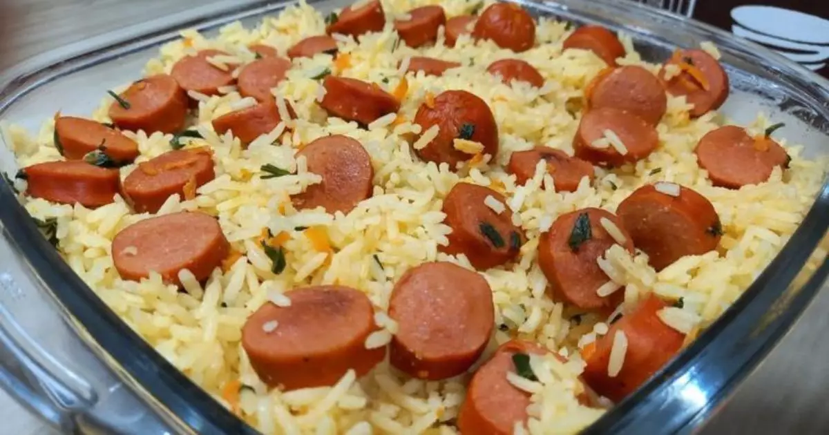 Arroz com Salsicha: A Refeição Econômica que Salva o Almoço!