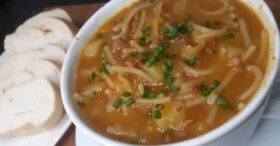 Descubra o sabor único da sopa de carne moída! Faça hoje mesmo e surpreenda sua família!