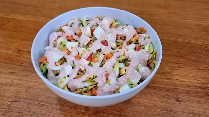 Receita: Salada Low Carb Completa para Emagrecer, Desinchar e Baixar Açúcar no Sangue