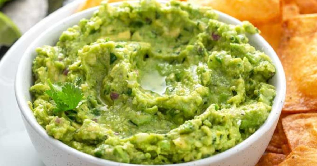 Guacamole Fácil: O Segredo Mexicano que Vai Turbinar Seus Petiscos!