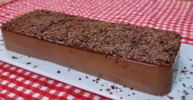 Misture CAFÉ COM LEITE – Delícia SEM AÇÚCAR, POUCAS CALORIAS e LOW CARB