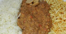 Strogonoff de Carne Moída: O Clássico Reinventado em 30 Minutos!