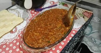 A Melhor Macarronada com Carne Moída para o seu Domingo