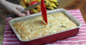 Bolo Fácil de Banana, Maçã e Canela Receita de Vó