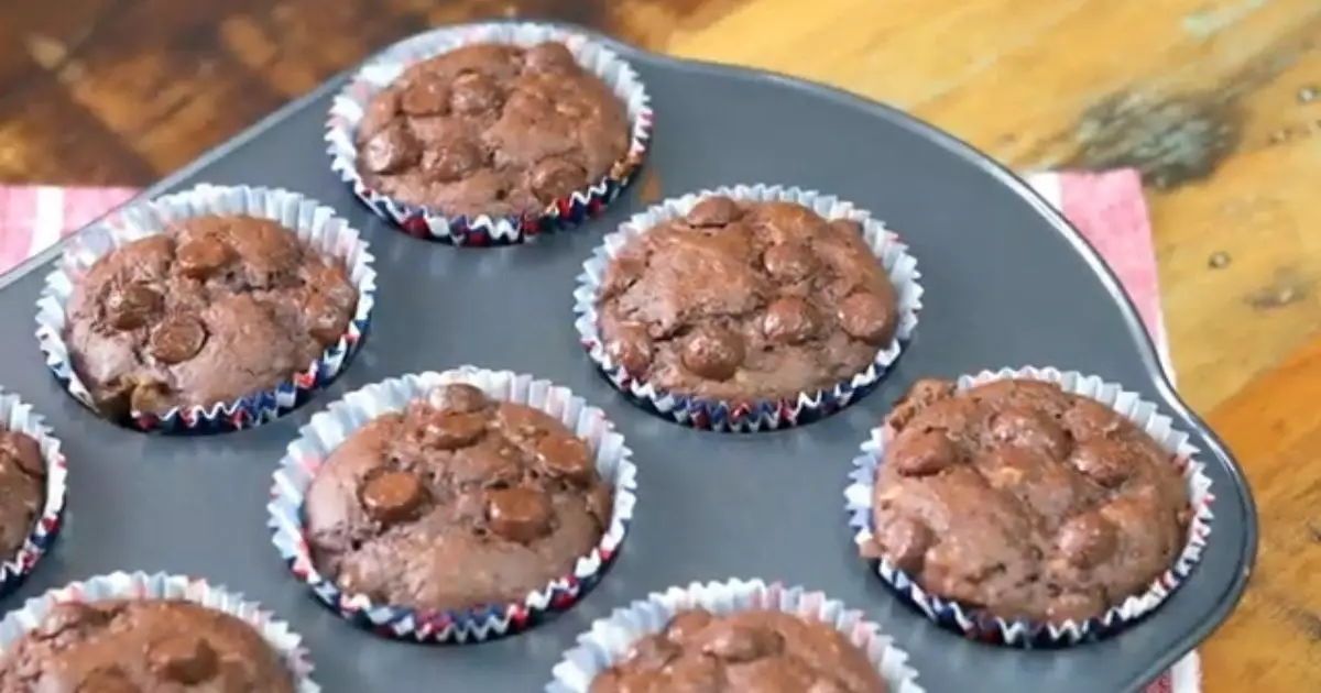 Bolo Fit de Chocolate com Banana Sem Açúcar, Glúten e Lactose