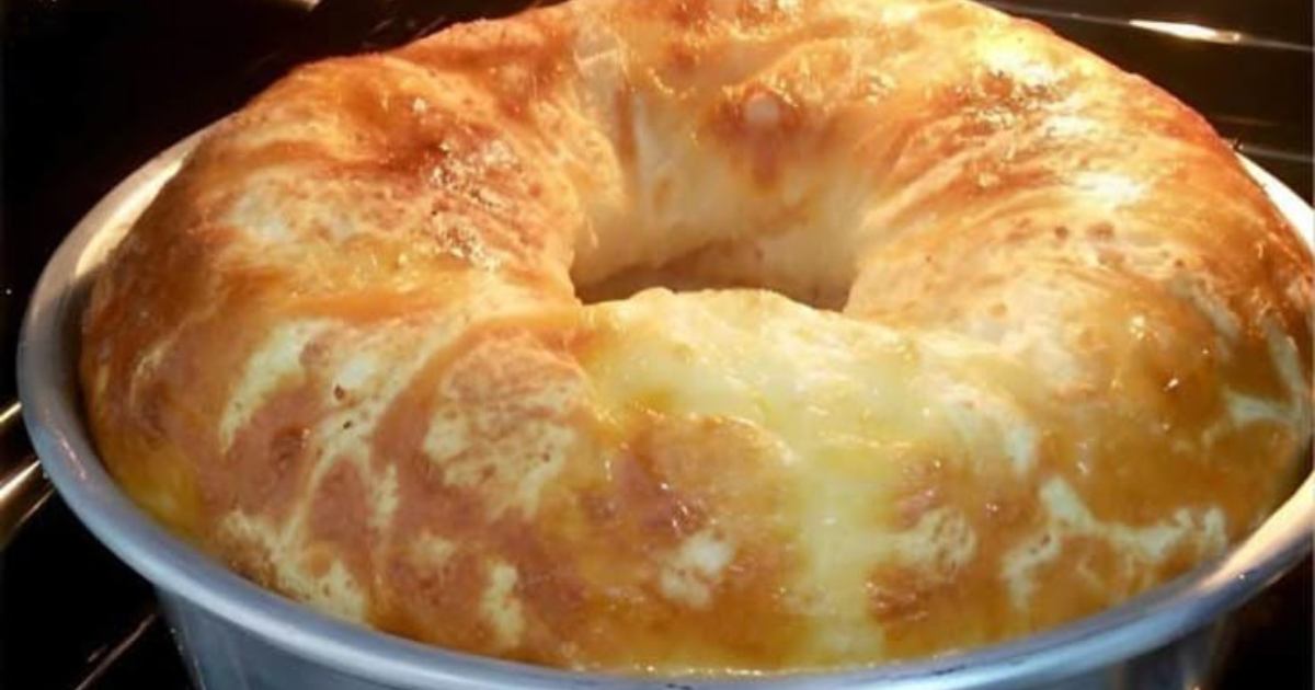 Bolo Pão de Queijo: Fofinho, Queijudo e Irresistível!